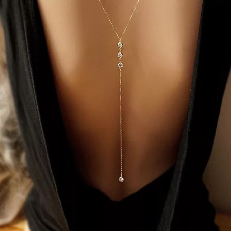 Body Jewels - ラインストーン付きセクシーな女性用バックチェーンネックレス、ビキニビーチクロスオーバーボディジュエリー、ウェディングバックドレス、フェスティバルアクセサリー