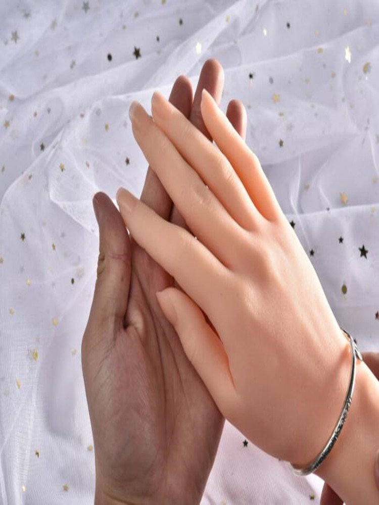 2025 本物の女性の手マネキン、ボディボーンネイルマニキュ - Body Jewelry Plus のレビューと価格
