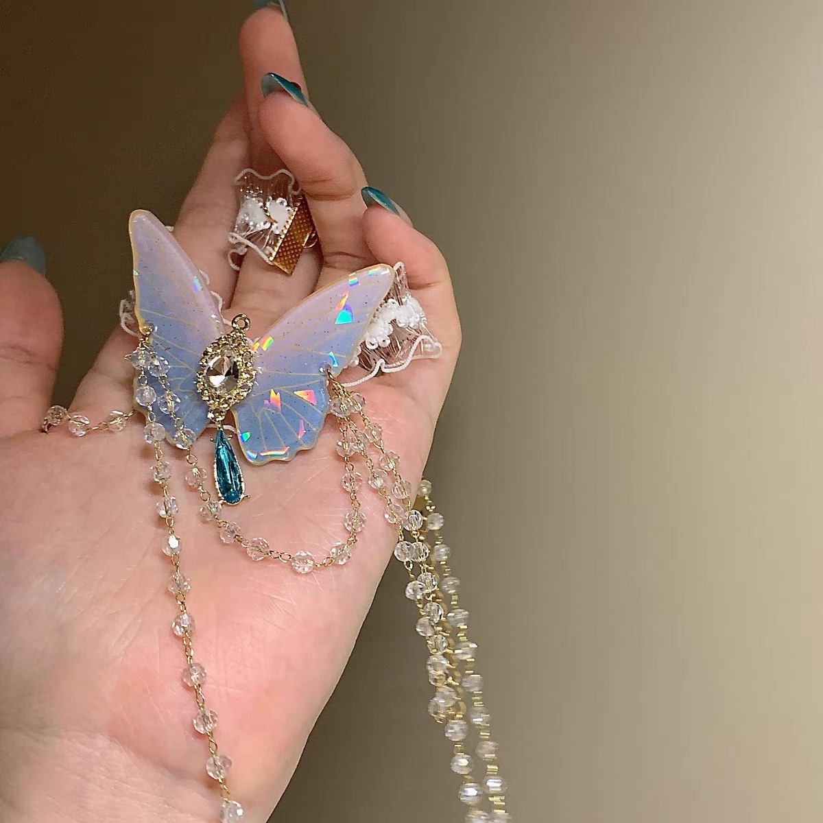 ファッショナブルな蝶柄弾性レースレッグチェーンスウィートガー - Body Jewels のレビューと価格