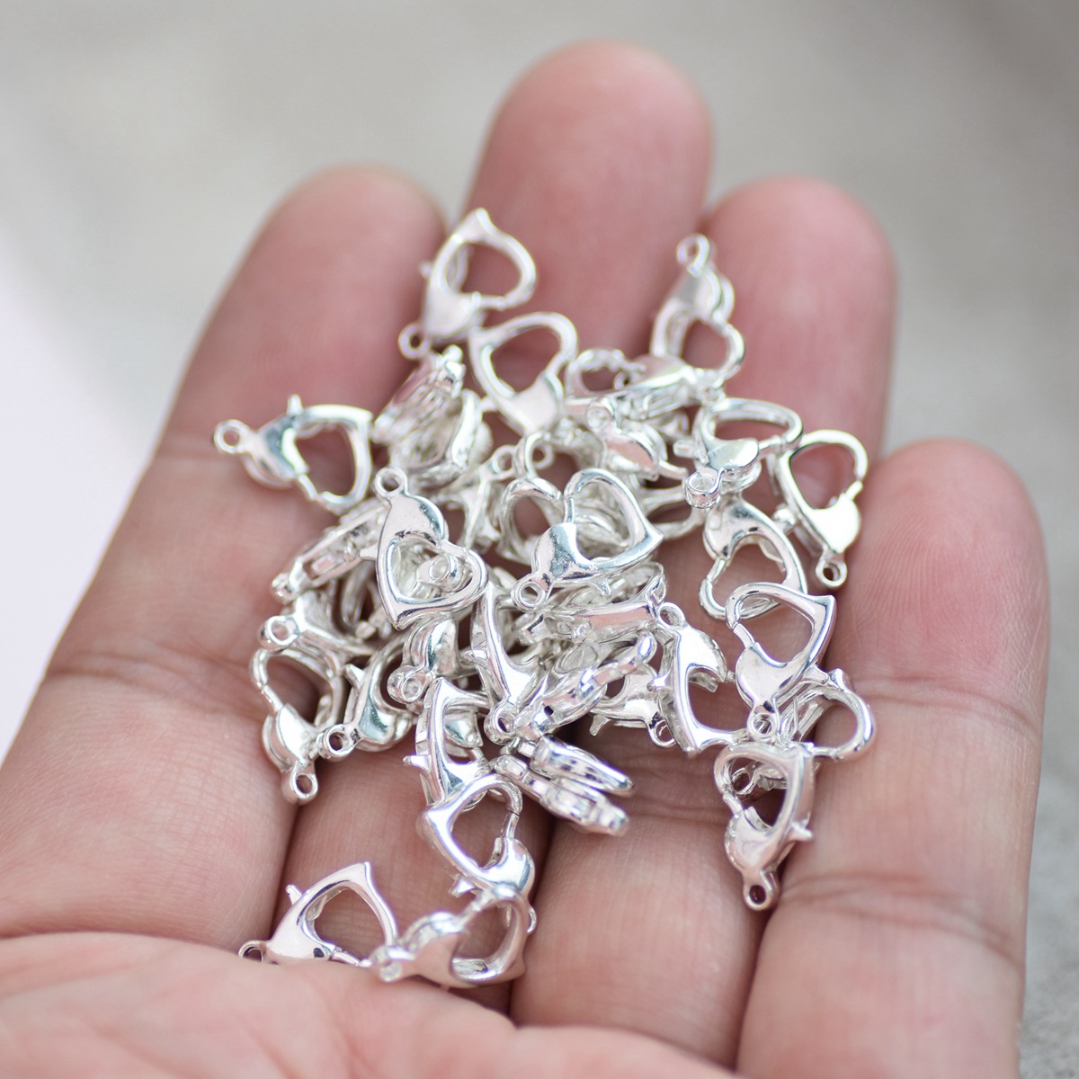 金属製のスクラップブクラスプ,ブロンズとゴールド,12x8m - Body Jewelry Diy のレビューと価格